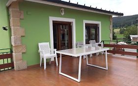Las Higueras -casa con jardín-